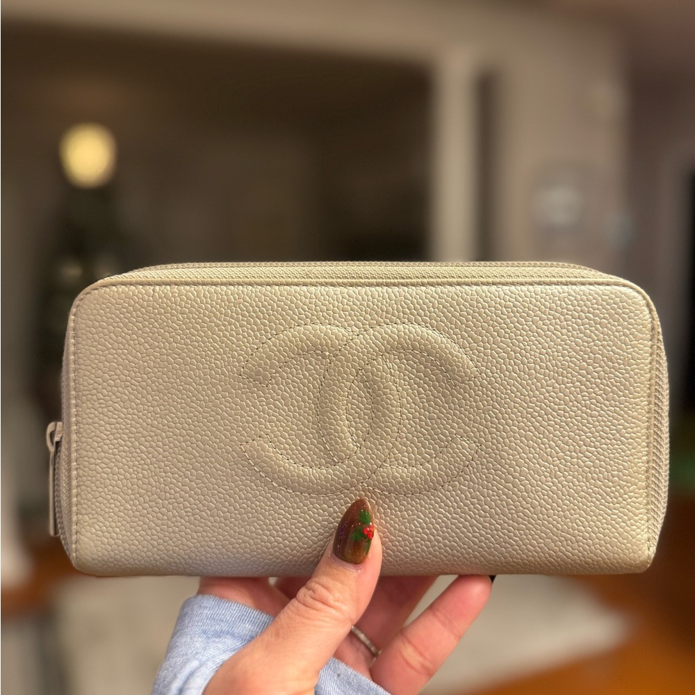 CHANEL Caviar Leather CC Zip Around Wallet – Beige / Champagne – With Dust Bag